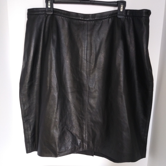 ELISABETH by Liz Claiborne Dresses & Skirts - ELISABETH by Liz Claiborne (Petite) Leather Skirt